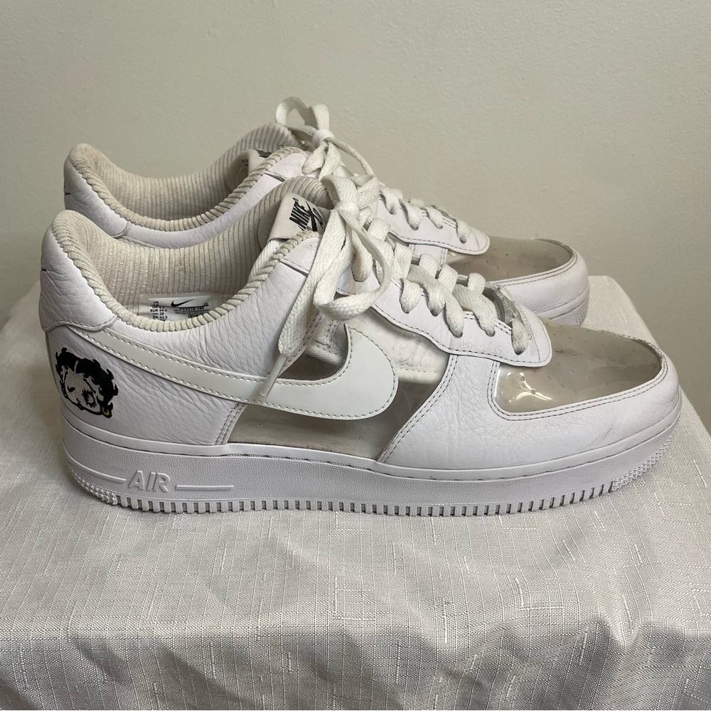 RARE PAIR: Nike Air Force 1 Olivia Kim Betty Boop! F&F edition. Men’s 10.5 - Picture 2 of 9